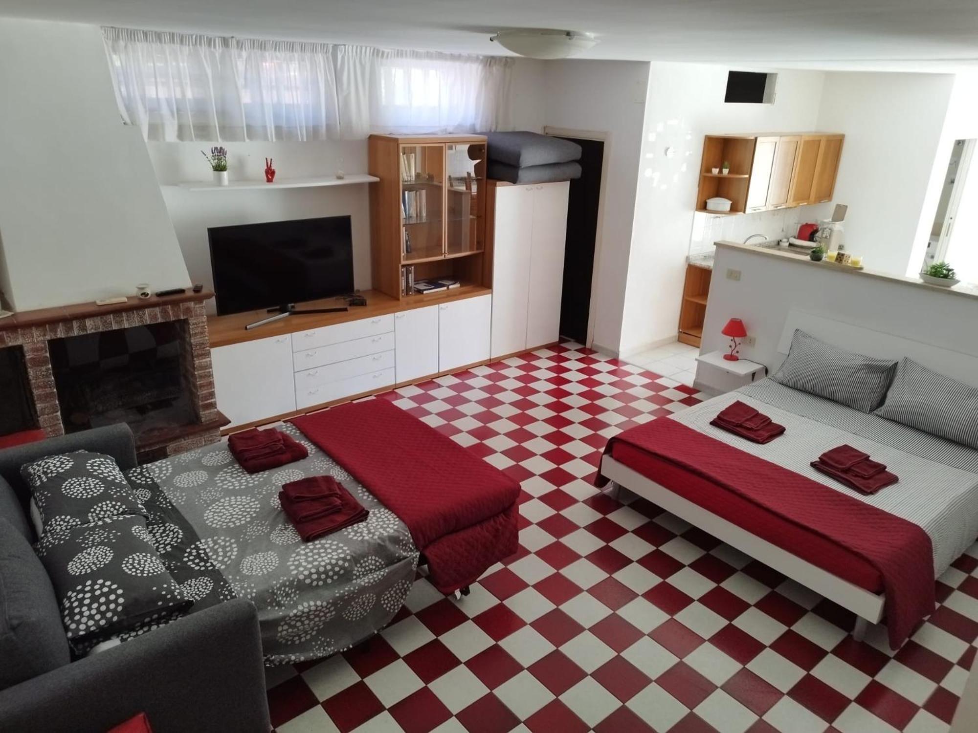 Taverna A 100 Mt Dal Mare Porto Torres Bagian luar foto